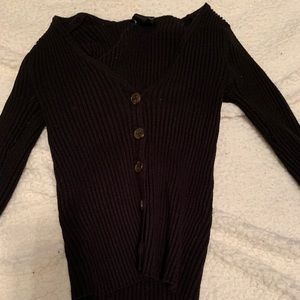Ribbed black sweater
